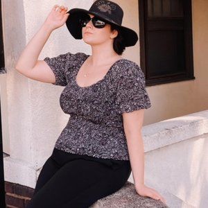 Anthropologie Black & White Floral Puff Sleeve Blouse